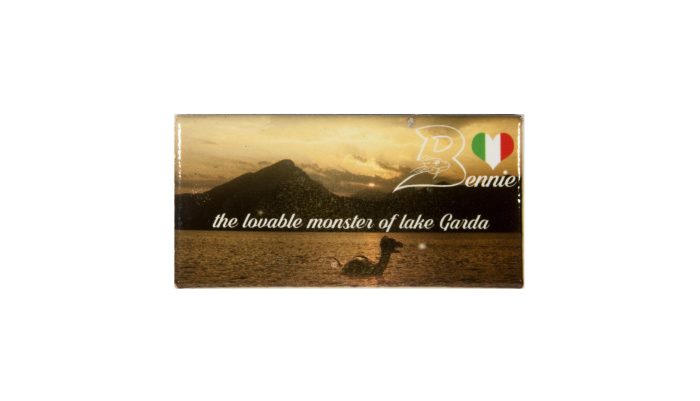 Classic magnet with sundown and Bennie the monster of lake Garda Bthemonster.com