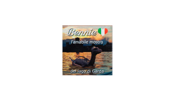 piccolo calamite classico tramonto bennie il mostro del lago di Garda. Bthemonster.com