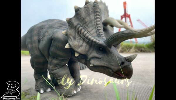 Vivid Single Man Triceratops Dinosaur Costume in vendita sul Bthemonster.com